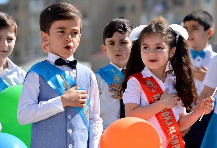 Tədrisin digər dildə aparıldığı bölmə üzrə məktəb və müəllim seçiminin tarixi açıqlanıb