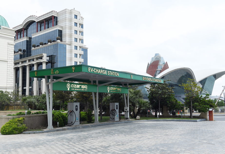 “Azərişıq” paytaxtda və regionlarda enerji doldurma məntəqələri quraşdırır