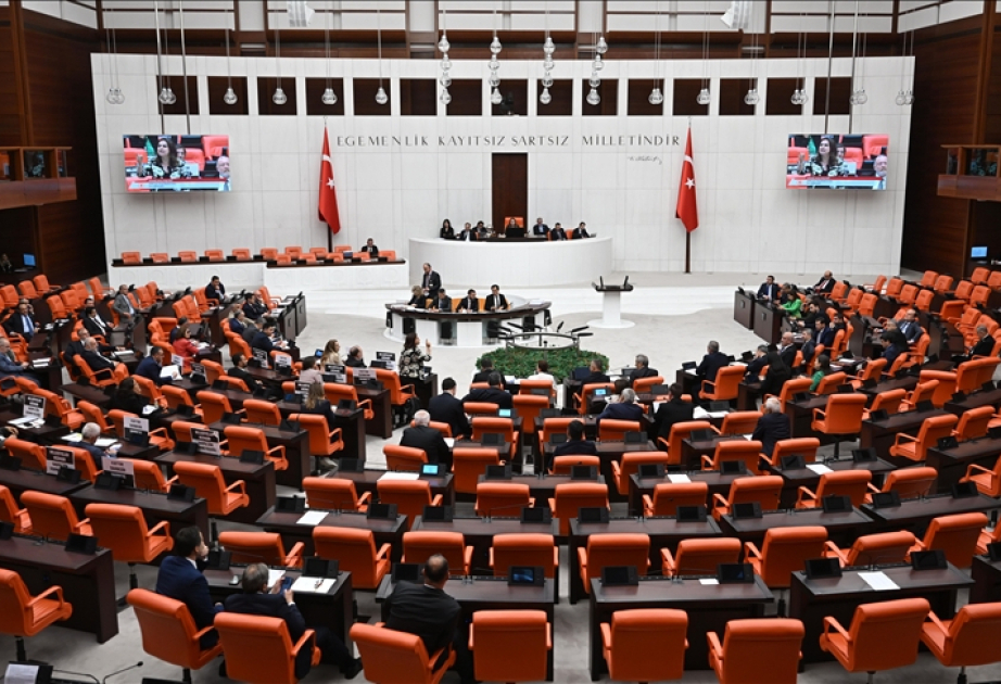 Hulusi Akar: Türkiyə Azərbaycandakı qardaşlarının ədalətli mübarizəsini dəstəkləməyə davam edəcək