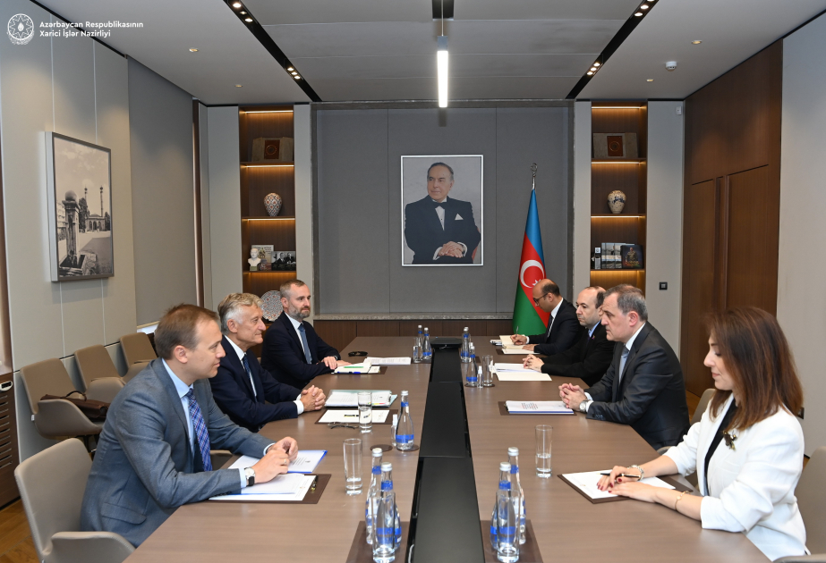 L’Azerbaïdjan et la Pologne discutent des questions bilatérales