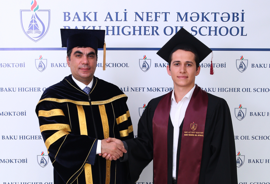 Выпускник БВШН удостоен университетом США высокого звания