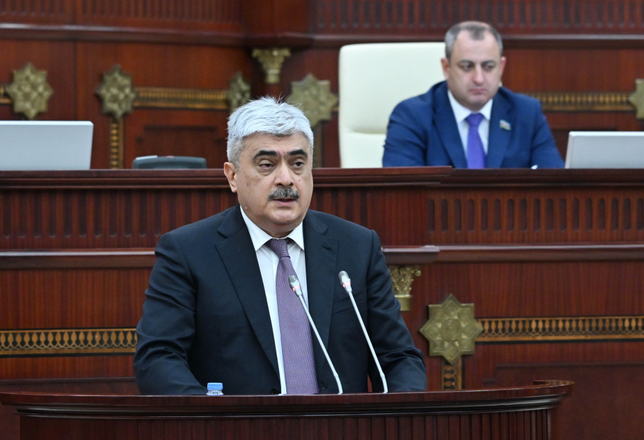 Samir Şərifov: Bu ilin yanvar-aprel aylarında dövlət büdcəsinin gəlirləri 1 milyard manatdan çox artıb