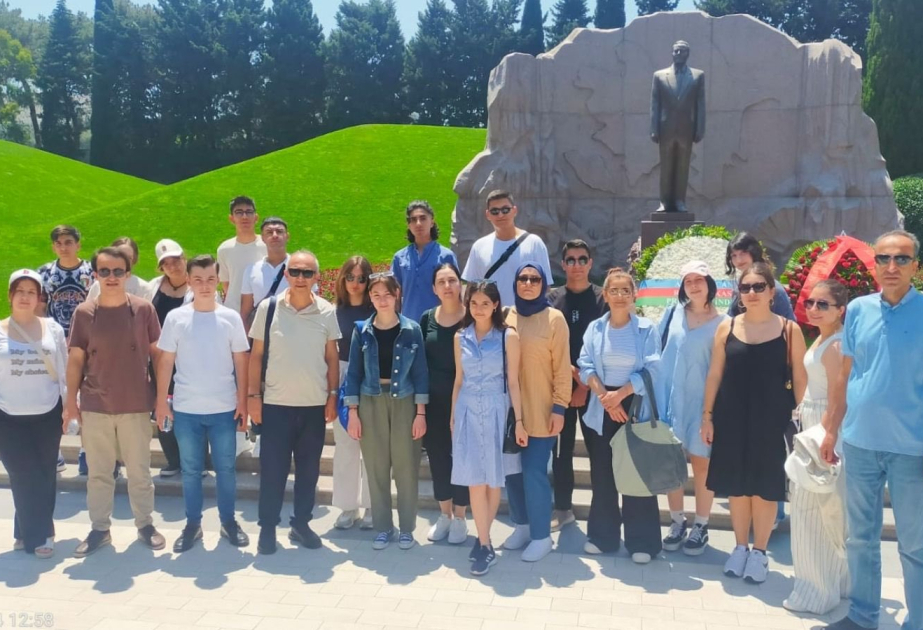 En Ankara se celebró con éxito el proyecto "Una Nación, dos Capitales"