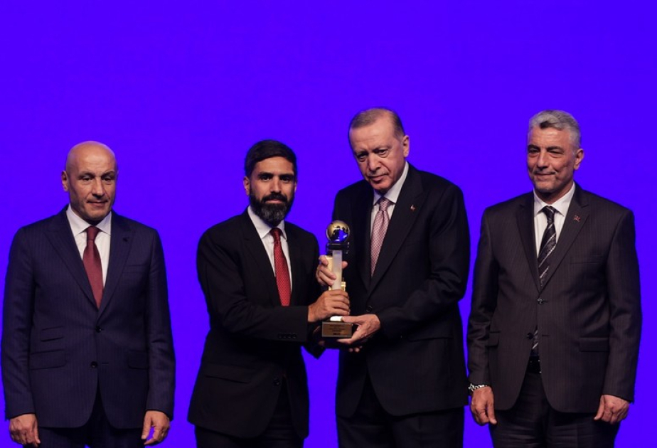 Президент Турции вручил главе SOCAR награду «Чемпион по экспорту», которой удостоен НПЗ STAR