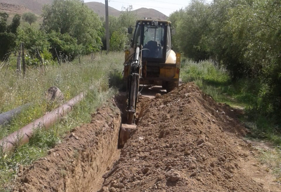 Culfanın Bənəniyar kəndinə yeni suvarma su xətti çəkilir