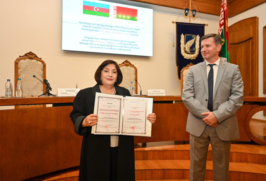 Sahibə Qafarovaya Belarus Dövlət Universitetinin Fəxri professoru adı verilib