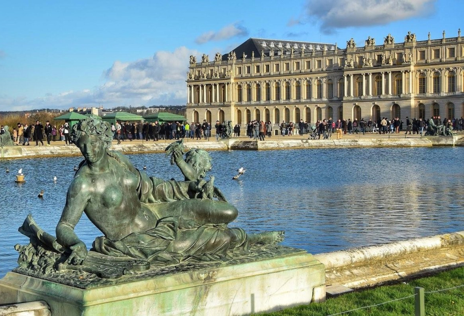 В Версальском дворце произошел пожар