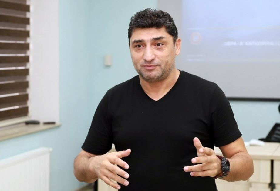 Veteran futbolçu: Fernandu Santuşun Azərbaycan millisinə baş məşqçi təyin olunacağını düşünməzdim