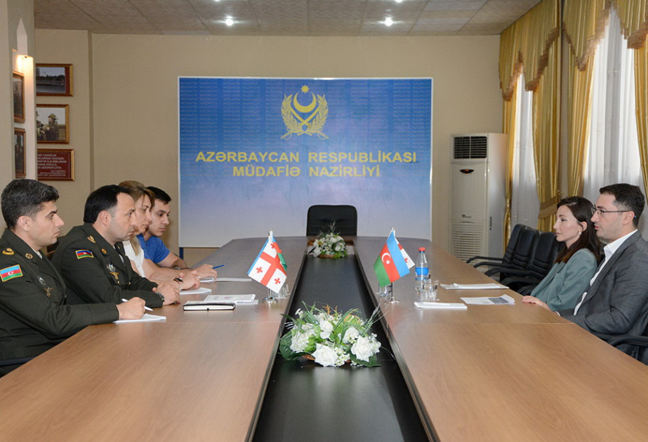 Azerbaijan and Georgia exchange military information experience