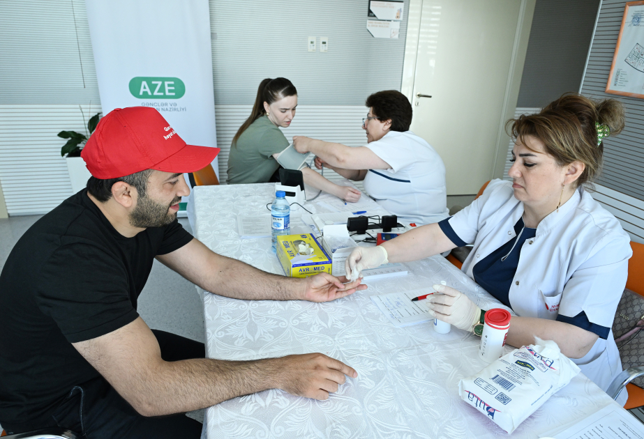 İdman ictimaiyyətinin könüllü qanvermə aksiyası keçirilir