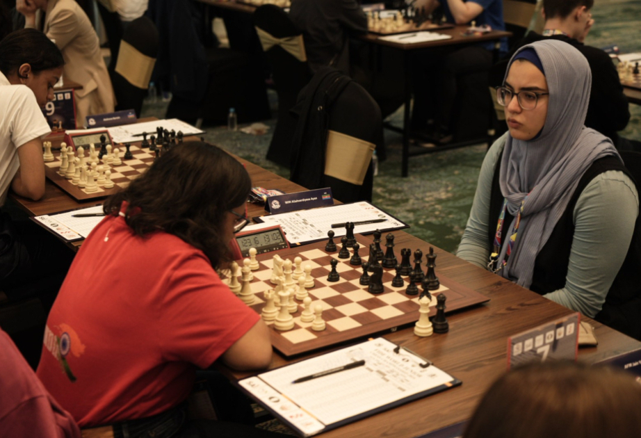 الأستاذة الدولية الأذربيجانية للشطرنج تحصد البرونزية في البطولة العالمية