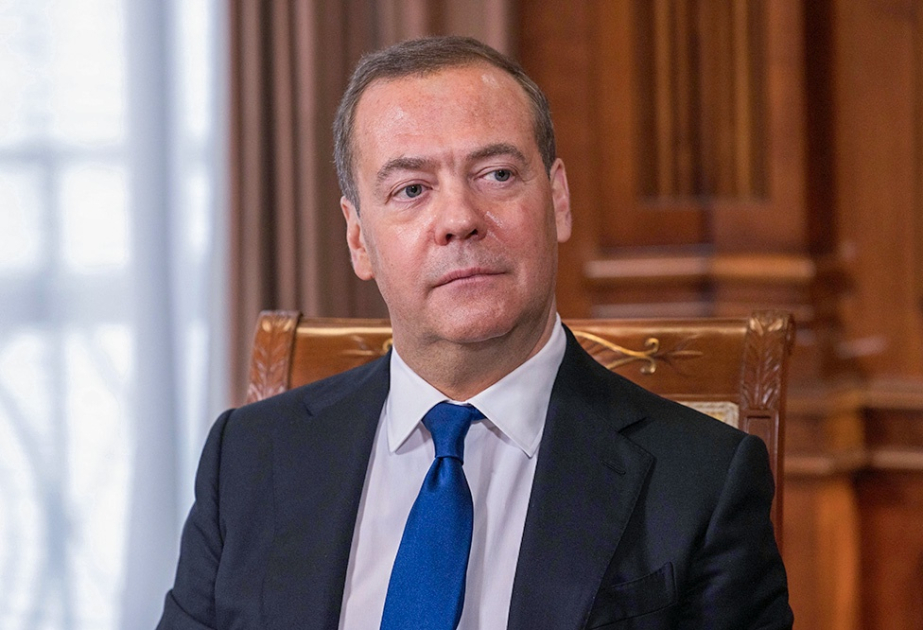 Дмитрий Медведев: Никто не намерен открывать двери Евросоюза для армянского народа