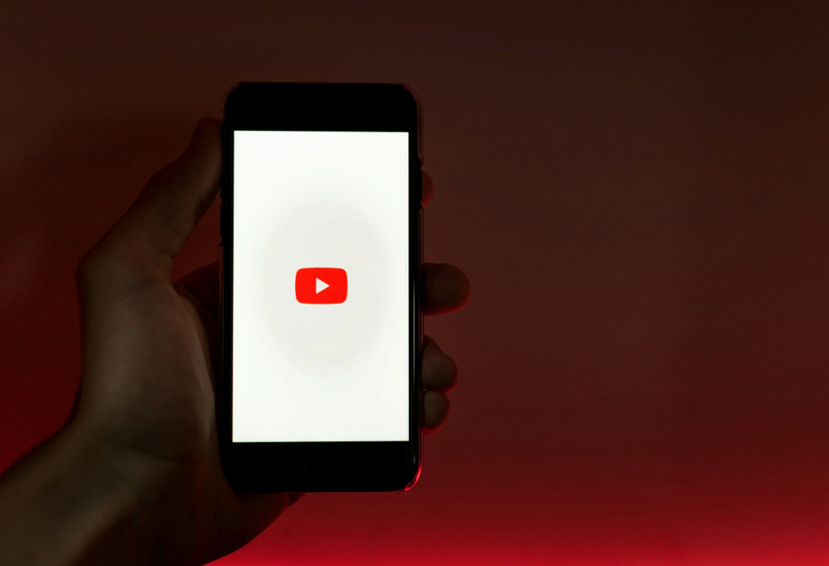 YouTube хочет добавить рекламу прямо в видеопоток