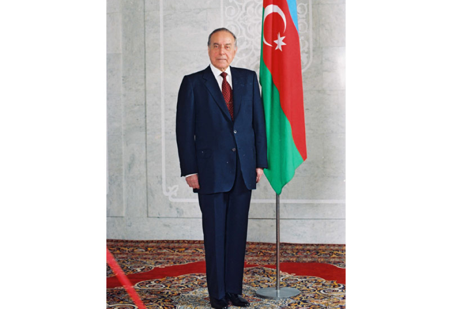 Sobre el Líder Nacional del pueblo azerbaiyano