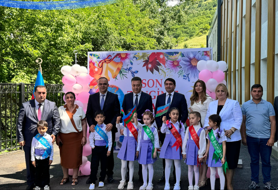 İllər sonra Laçın şəhərində son zəng sevinci