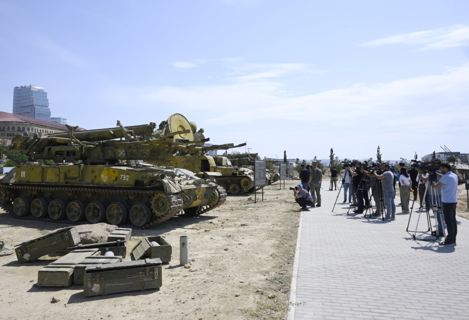 Организован медиатур в Парк военных трофеев ВИДЕО