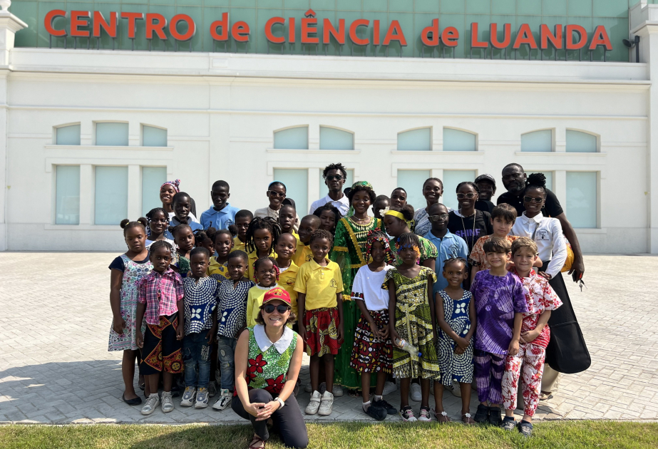 “Yaşıl dünya naminə həmrəylik ili” çərçivəsində Luanda şəhərində sərgi açılıb VİDEO