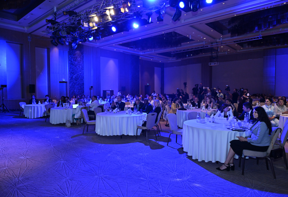 В Баку проходит Глобальный саммит «Прогнозирование здорового будущего»