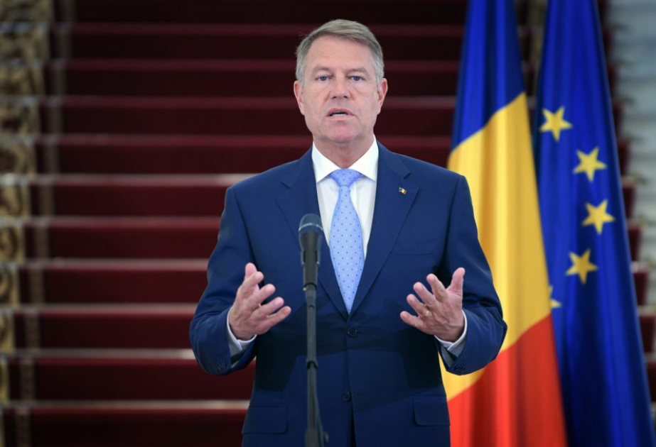 Президент Румынии отозвал свою кандидатуру на пост генсека НАТО