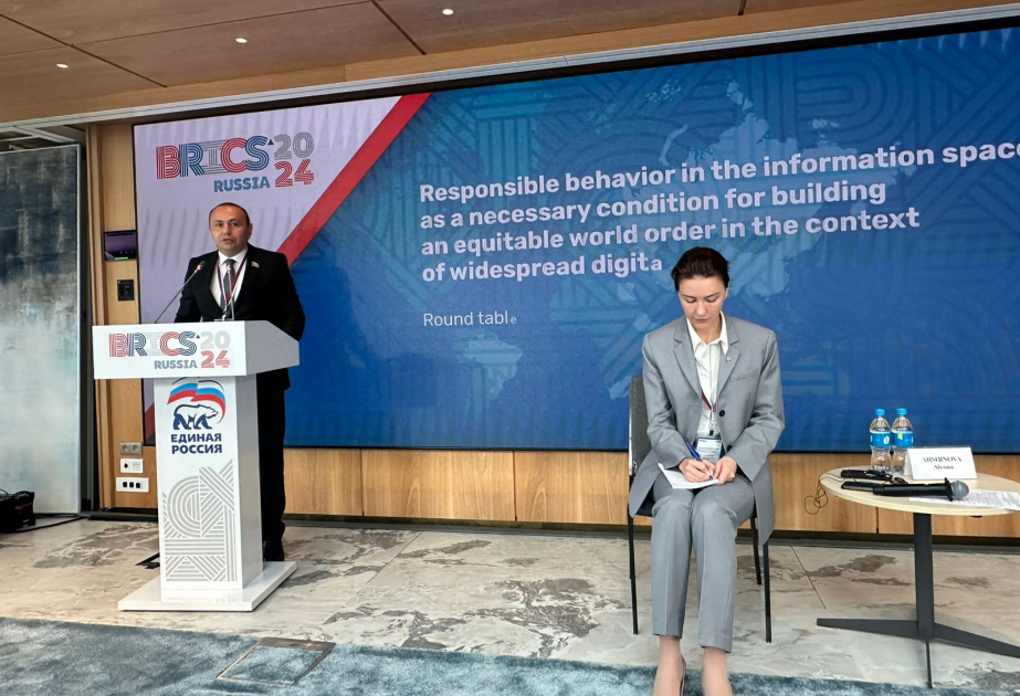 YAP nümayəndələri Rusiyanın Vladivostok şəhərində keçirilən beynəlxalq forumda iştirak ediblər
