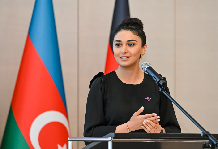 Ləman Cəlilova - Massaçusets Texnoloji İnstitutunun ilk azərbaycanlı məzunu