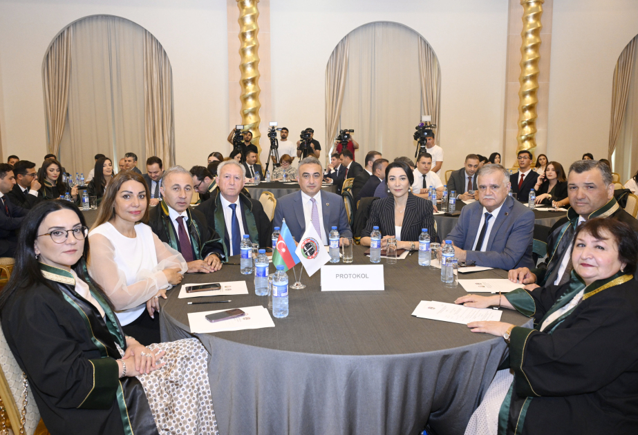 Vəkilliyə namizədlərin təntənəli andiçmə mərasimi olub, bir qrup jurnalist təltif edilib