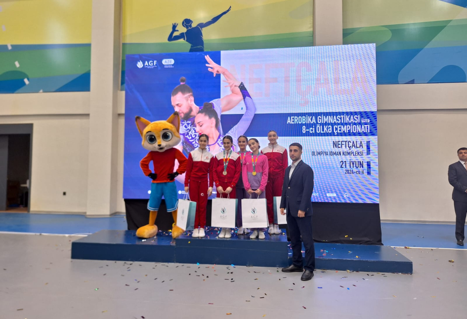 Neftçalada aerobika gimnastikası üzrə ölkə çempionatı başa çatıb, qaliblər mükafatlandırılıblar