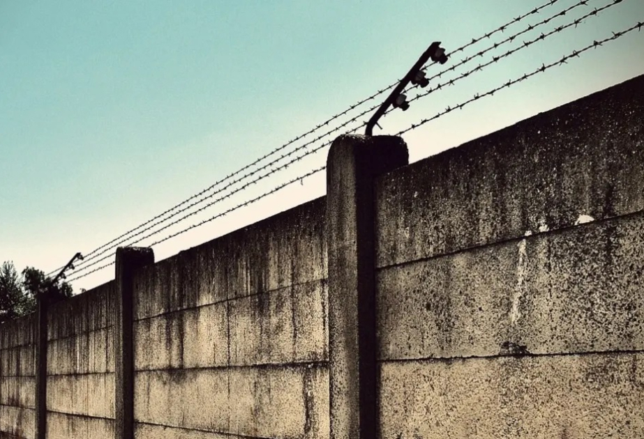 North Korea building border ‘wall’, satellite images reveal