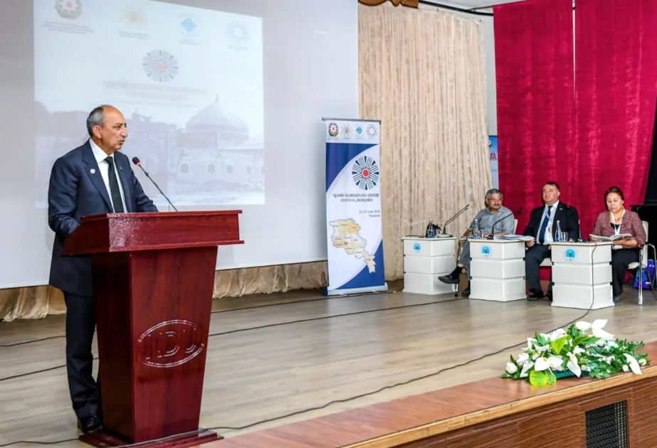 Состоялись пленарные заседания фестиваля-конгресса «Возвращение в Западный Азербайджан»