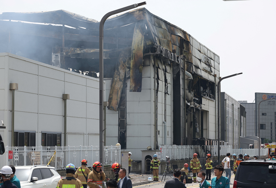 В Южной Корее при пожаре на заводе по производству литиевых батарей погибли 20 человек