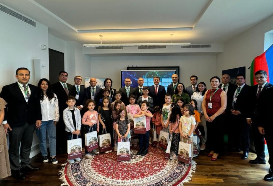 Berlində Azərbaycan dili məktəbinin açılışı olub