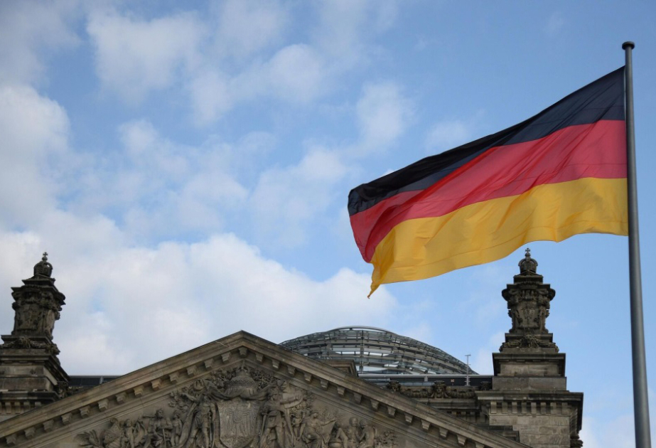German Liberals threaten ruling coalition over debt