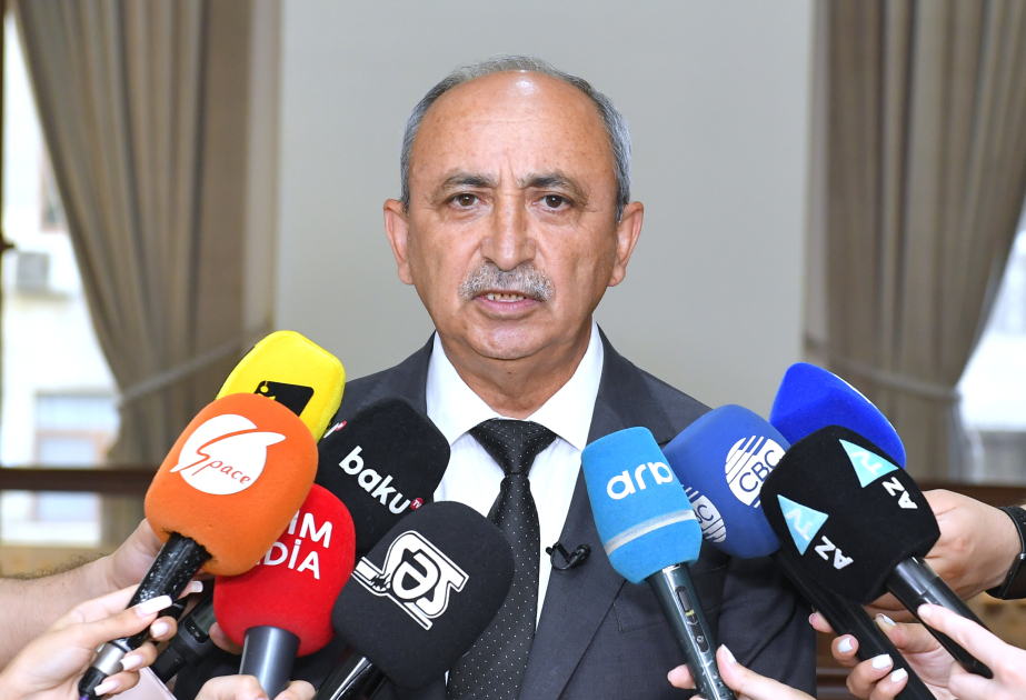 Əziz Ələkbərli: Qərbi Azərbaycan İcması səsini beynəlxalq müstəviyə çıxara bilib