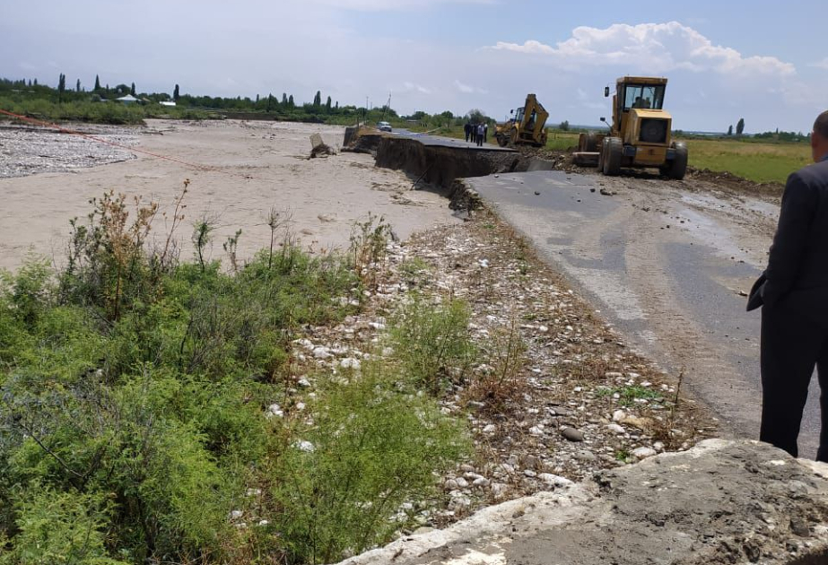 Ağsu rayonunun Maşadqanlı kəndi ilə nəqliyyat əlaqəsi bərpa edilib YENİLƏNİB