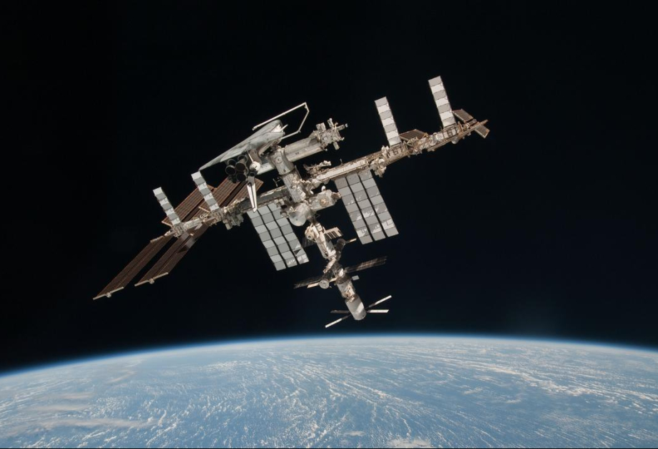 NASA: Russischer Satellit zerfällt und schleudert hunderte Trümmer ins All
