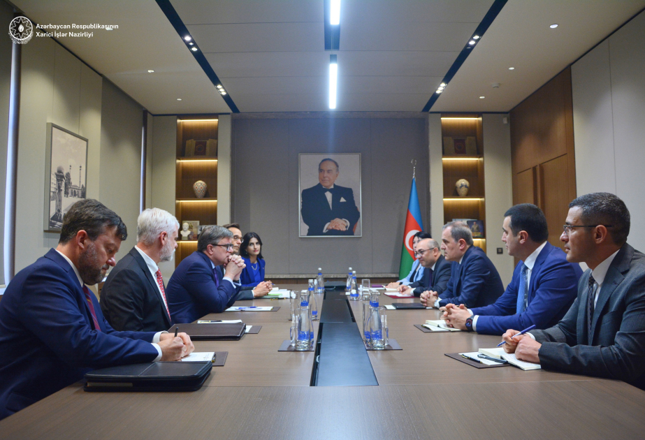 Министр иностранных дел Азербайджана обсудил региональные вопросы с помощником госсекретаря США