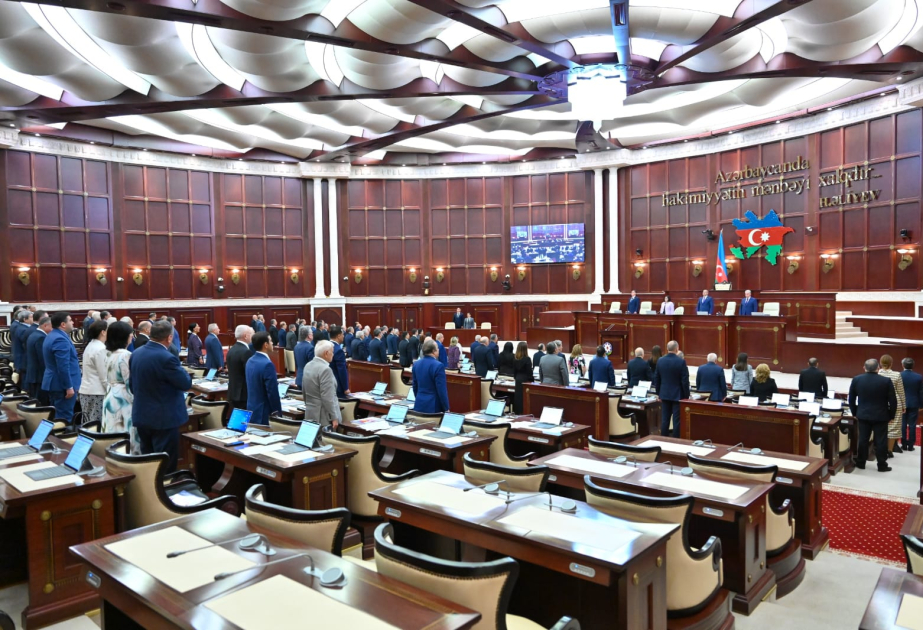 Milli Məclisin növbədənkənar sessiyası başa çatıb - YENİLƏNİB