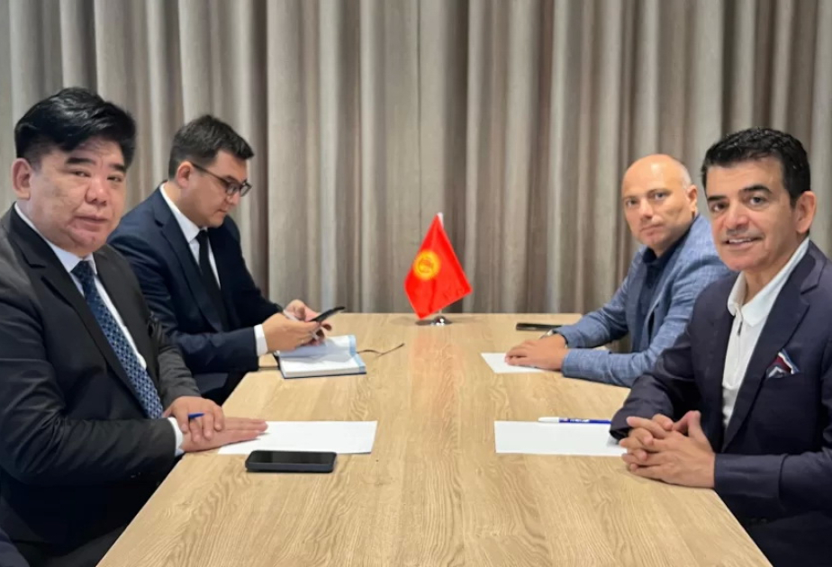L’ICESCO examine le renforcement de la coopération avec le Kirghizistan dans les domaines de la culture et du développement des capacités des jeunes