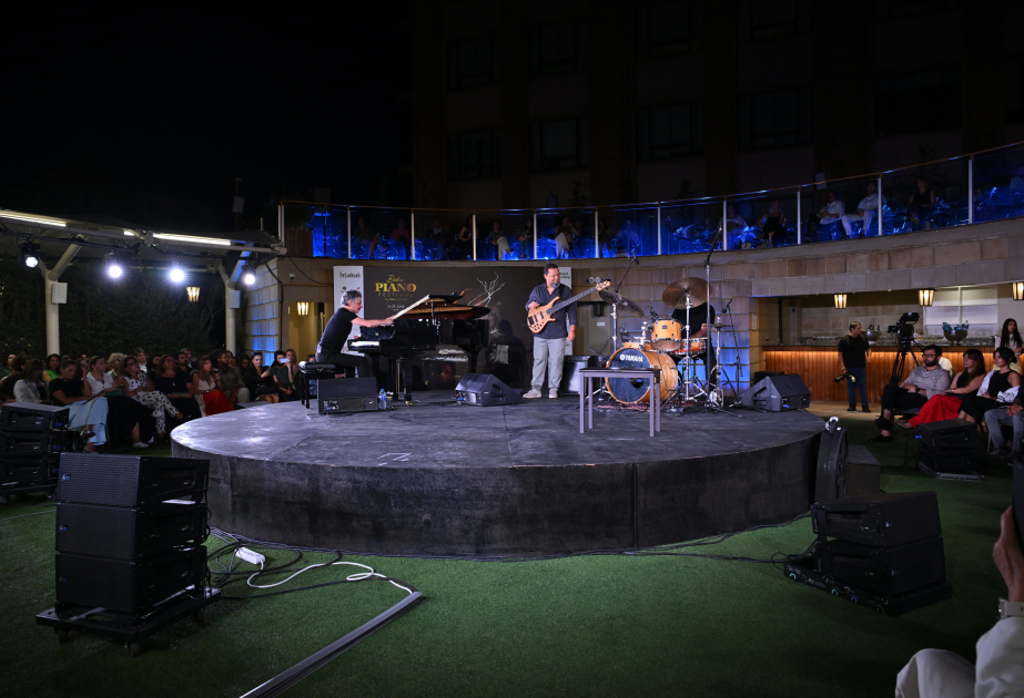 “Bağçada rahat yer” musiqili tamaşası III Bakı Piano Festivalının yaddaqalan hadisəsi olub