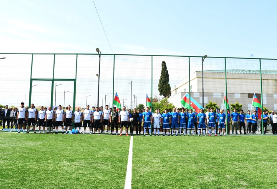 BŞİH və RİİB əməkdaşları futbol oynadılar