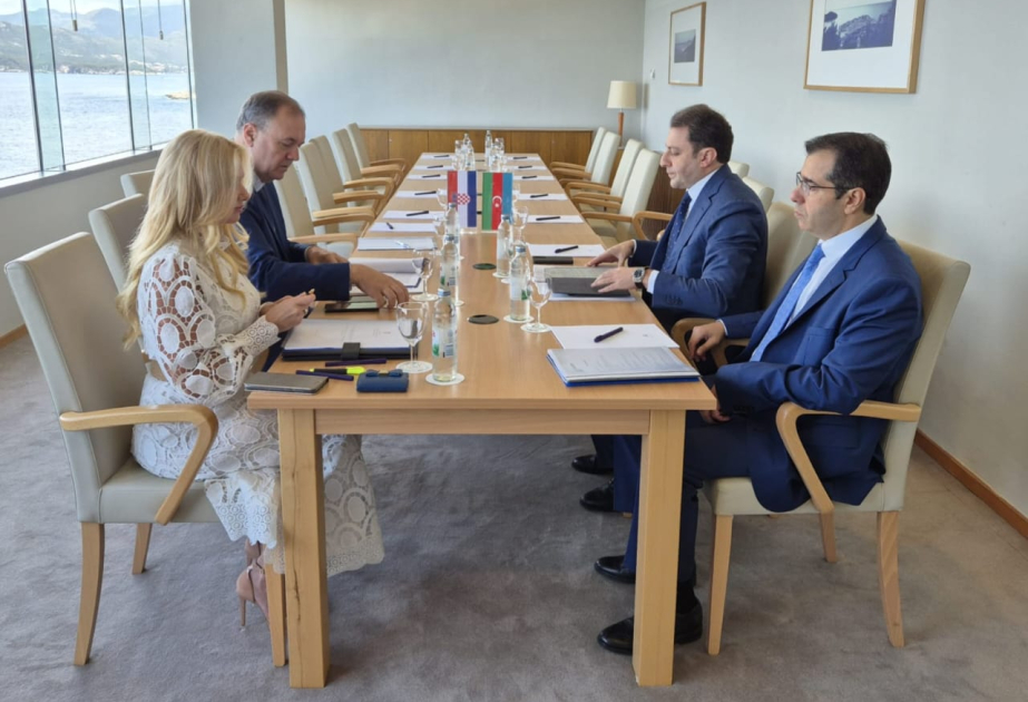 Xarici işlər nazirinin müavini Xorvatiyada işgüzar səfərdə olub