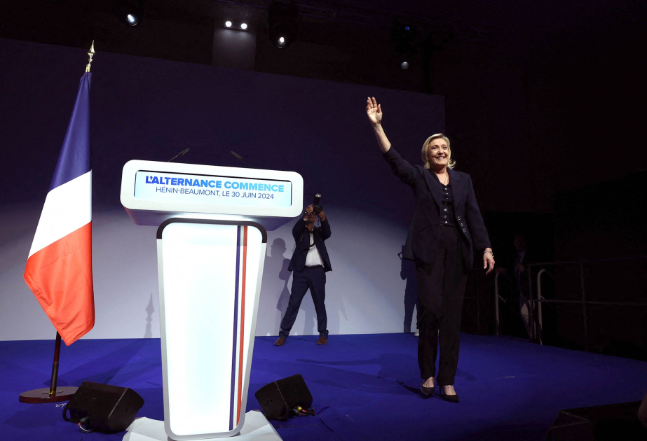 Fransa parlamentinə seçkilərin ilk turunda “Milli birlik” partiyası qalib gəlib