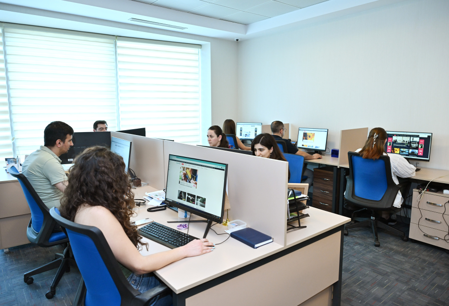 11 yaşını qeyd edən Oxu.az yeni layihəyə hazırlaşır –  REPORTAJ