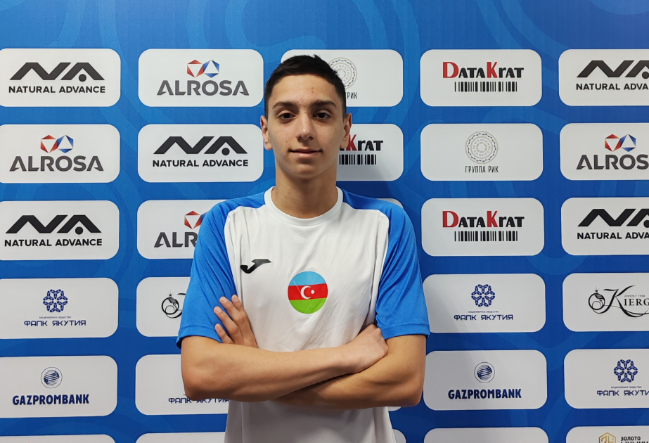 Un nadador azerbaiyano gana la medalla de oro en los Juegos Deportivos Internacionales para Niños de Asia