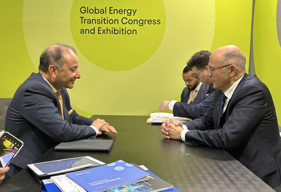 Azerbaijani energy minister meets with Pakistani minister and Italian Saipem’s CEO