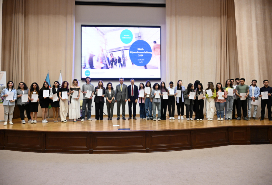 BHOS students receive scholarships from DAAD