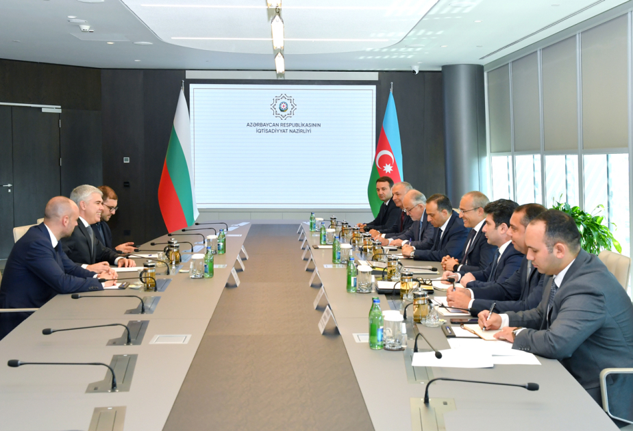 Azerbaiyán y Bulgaria debaten el desarrollo de la cooperación económica