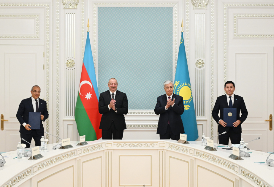 Zeremonie zum Austausch des zwischen Aserbaidschan und Kasachstan in Astana unterzeichneten Aktionärsvertrags  VIDEO