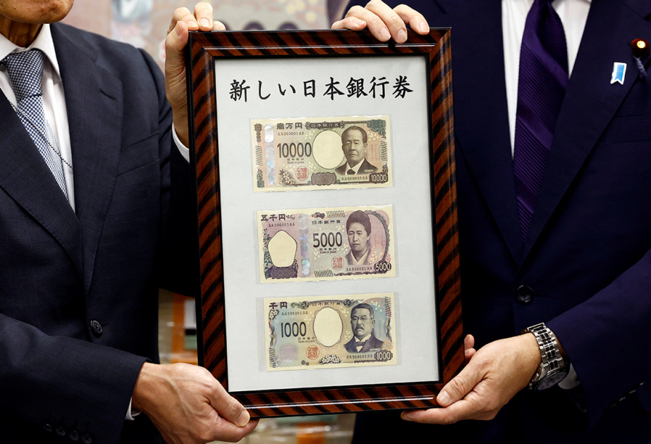 Japan issues first new banknotes in decades