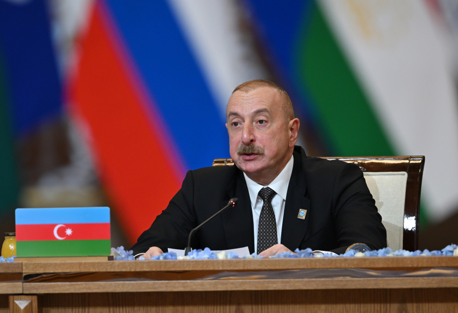 Президент: Взаимодействие по транспортным коридорам «Восток – Запад» и «Север – Юг» является важной областью сотрудничества между Азербайджаном и ШОС ВИДЕО